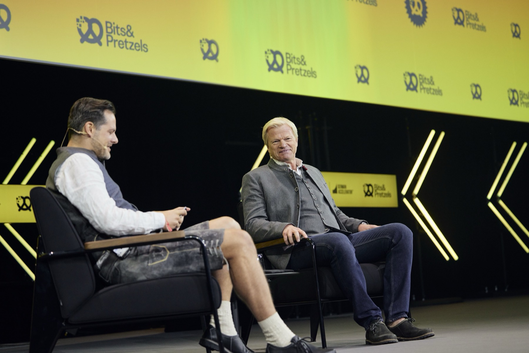 Talk mit Oliver Kahn auf der Bühne